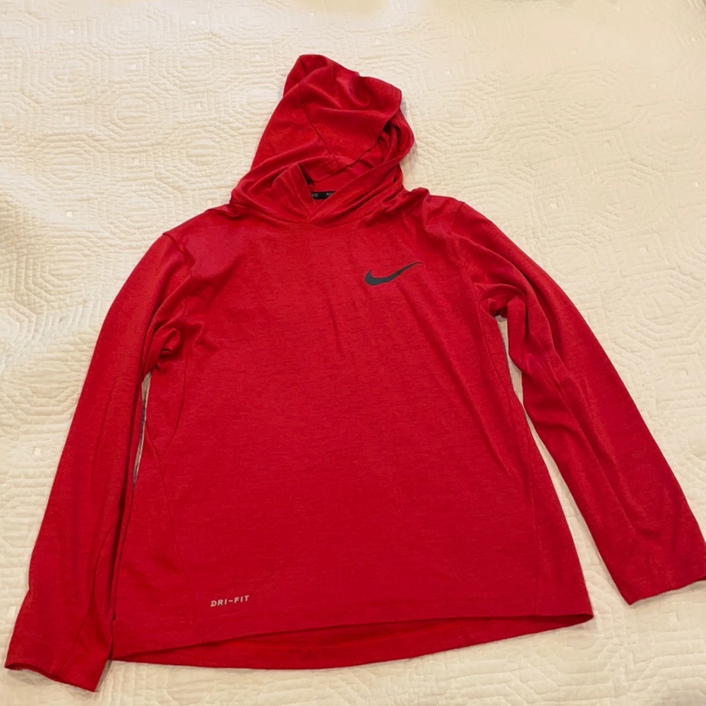 NIKE dry fit light weight top